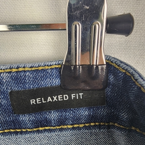 Judy Blue Distressed Relaxed Fit Jeans SIZE 28 - Picture 6 of 6